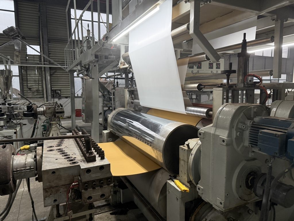 Flooring surface lamination equipment