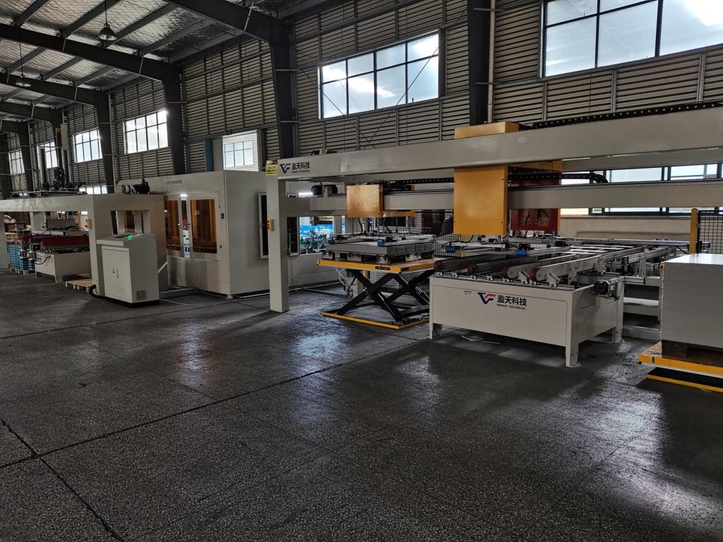 Flooring production machinery in the workshop